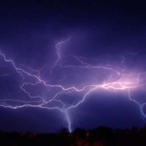 b2ap3_thumbnail_lightning_storm_400.jpg